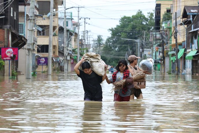 Archivo - Imagen de archivo de las inundaciones en Birmania.