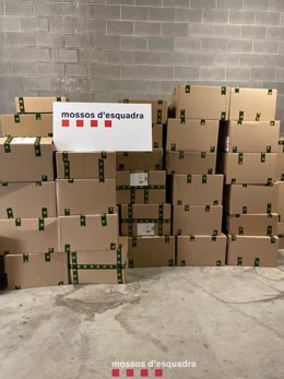 Imagen de las cajas de tabaco robadas