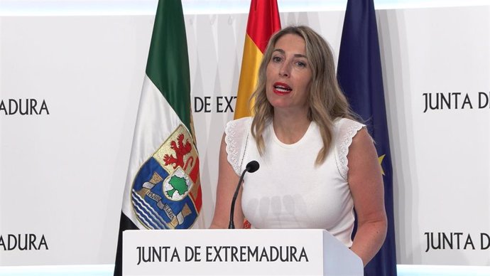 Archivo - Imagen de archivo de la presidenta de la Junta de Extremadura, María Guardiola