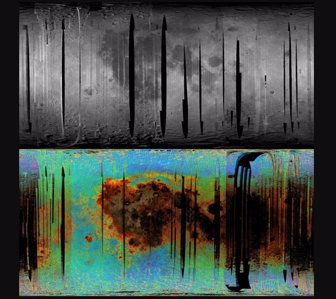 Arriba: Imagen en blanco y negro de la Luna a partir de los datos del Moon Mineralogy Mapper. Abajo: Mapa del agua en la Luna. Los diferentes colores representan diferentes formas de absorción de agua y se correlacionan con el tipo de roca.