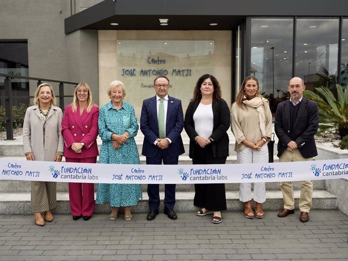 Cantabria Labs presenta su fundación e inaugura en Santander el Centro de Formación y Empleo José Antonio Matji.