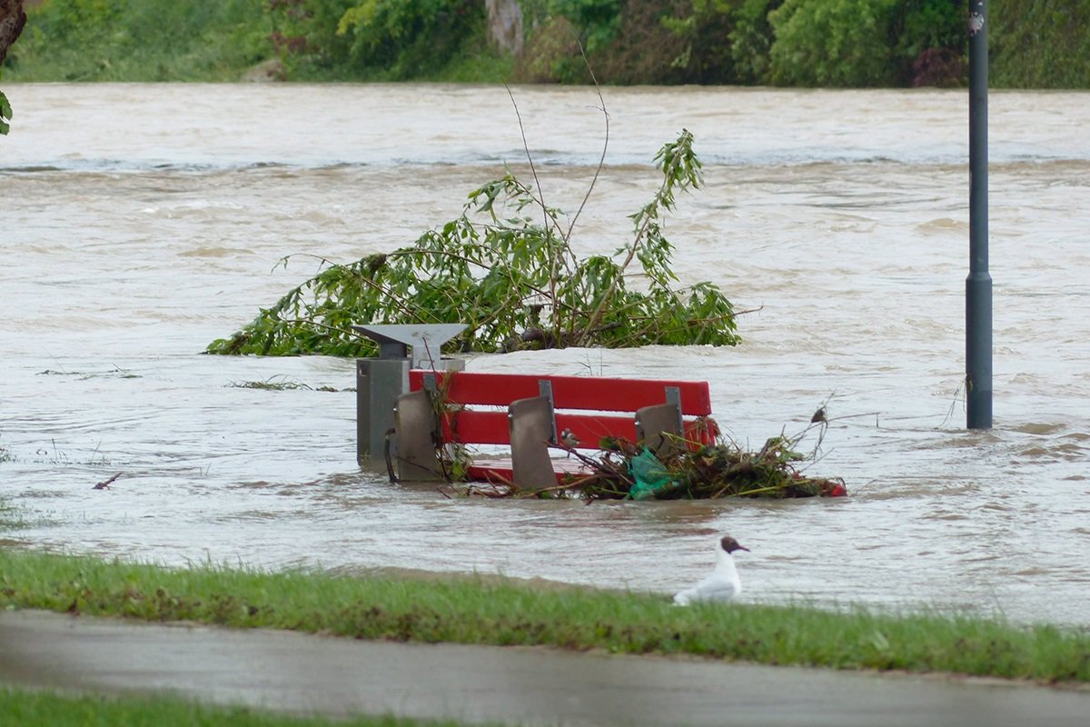 Protección Civil y Emergencias alerta por lluvias intensas en amplias zonas del noreste de España