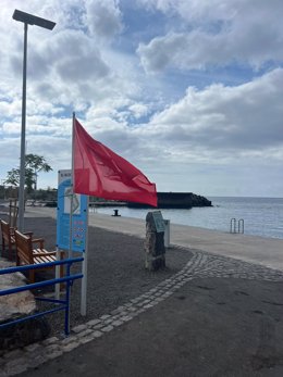 Bandera roja ondeando en El Bloque y Los Charcos de Valleseco por contaminación en el agua