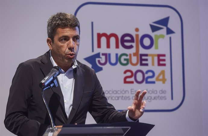 El presidente de la Generalitat, Carlos Mazón, interviene durante la entrega de Premios al Mejor Juguete 2024