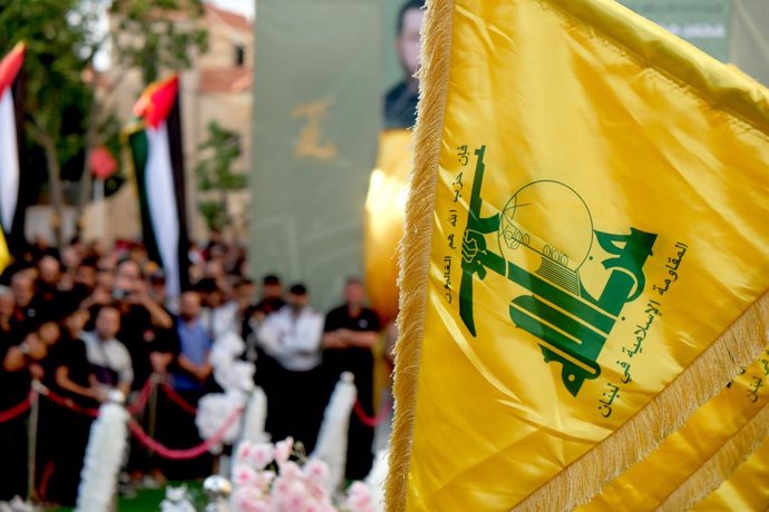 August 24, 2024, NULL, NULL, NULL: 08/24/2024, AITA EL-JABAL, LEBANON : Crowds gathered for the funeral of a HEZBOLLAH soldier. Shiite party flags are flying everywhere in SOUTH LEBANON.