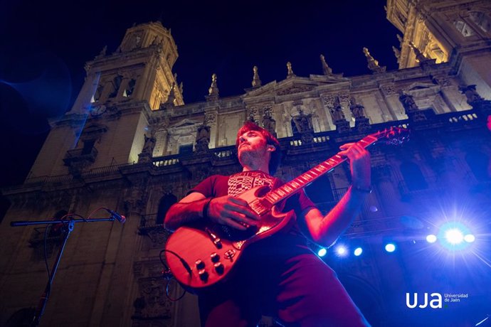 Archivo - Concierto ante la Catedral en La Noche en Blanco 2024.