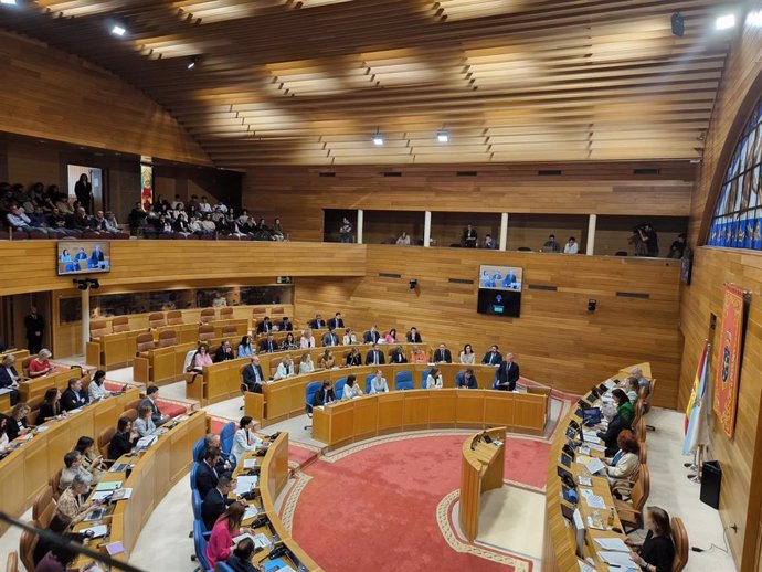 Archivo - Imagen de un pleno del Parlamento de Galicia. 