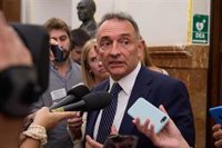 Sumar asegura que se va a derogar las injurias a la Corona, aunque al PSOE le "cueste llamar las cosas por su nombre"