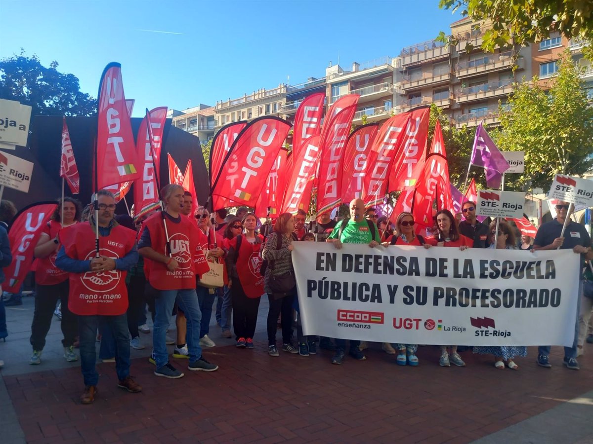 Docentes piden a Educación que negocie  realidades con presupuesto, no con humo  y deje de  maltratar  a la Pública