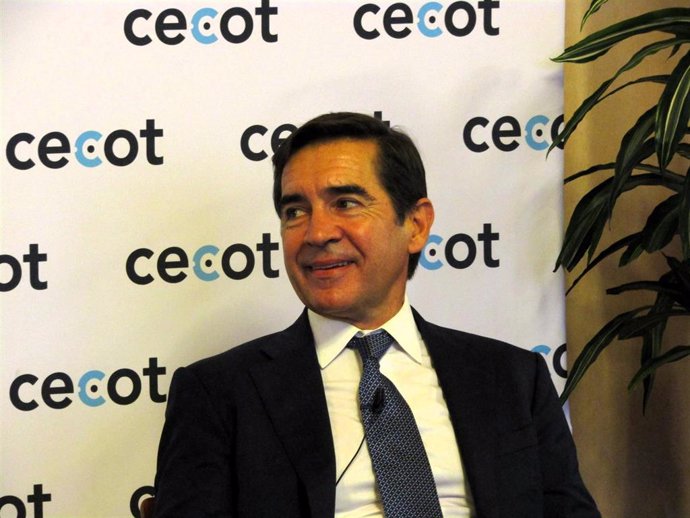 El presidente del BBVA, Carlos Torres, en un encuentro en la sede de la patronal Cecot