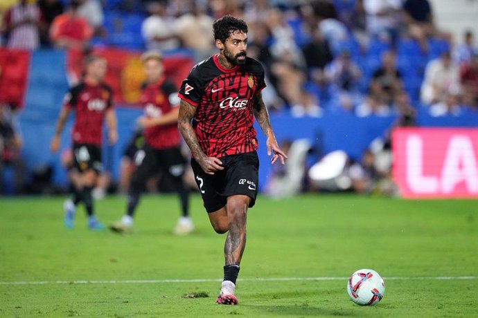 Samu Costa of RCD Mallorca in action during the Spanish League, LaLiga EA Sports, football match played between CD Leganes and RCD Mallorca at Butarque stadium on August 31, 2024, in Leganes, Madrid, Spain.