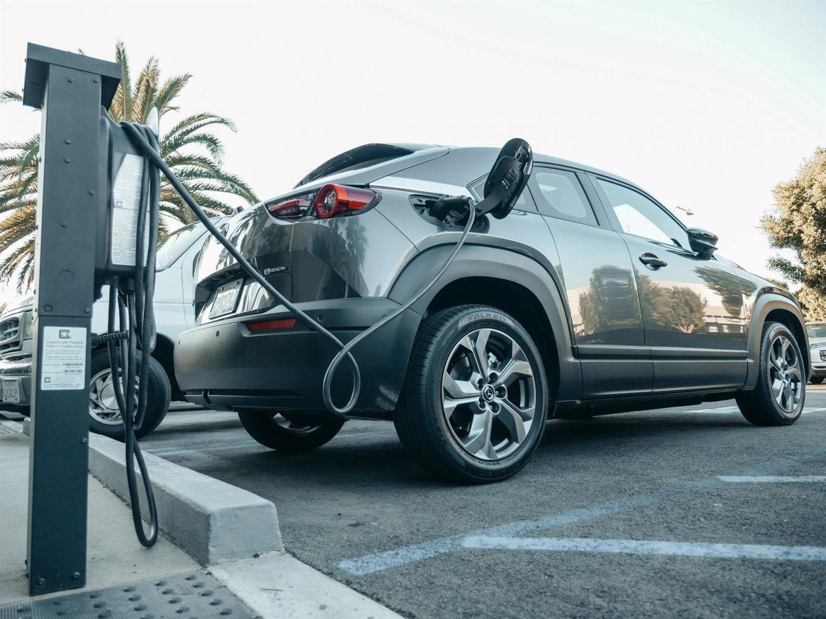 Aspremetal lamenta que Extremadura es la  única  CCAA con un plan de ayudas para eléctricos sin activar