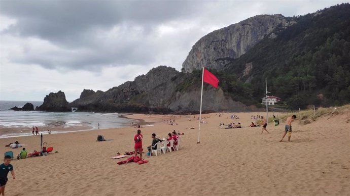 Archivo - Playa de Laga (Bizkaia)