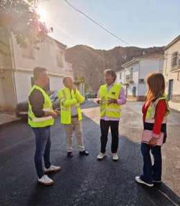 Visita a las mejoras en la vía de acceso a Ceal