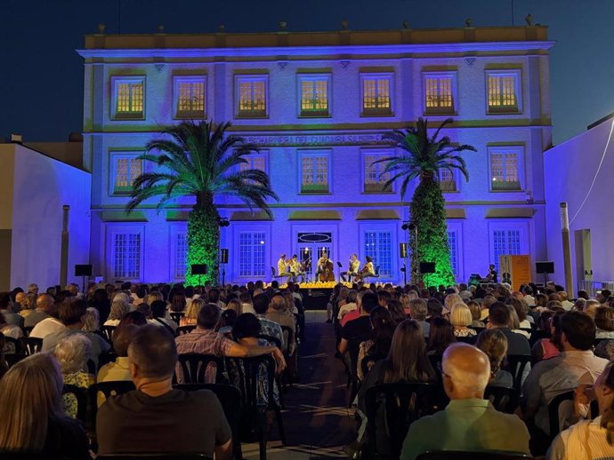 Alcalá de Guadaíra acoge a Mayca Teba y el Cuarteto Isbilya en su XXI Ciclo Música en el Patio.