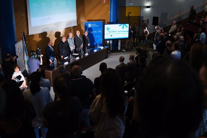 El presidente de la Xunta, Alfonso Rueda, asiste al I Congreso del Programa 'Iacobus', en Ourense.