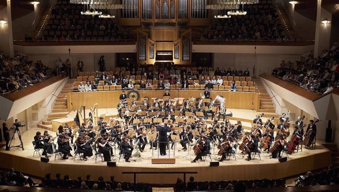 La Orquesta Sinfónica Freixenet de la Escuela Reina Sofía, en el Auditorio Nacional, en noviembre de 2023.