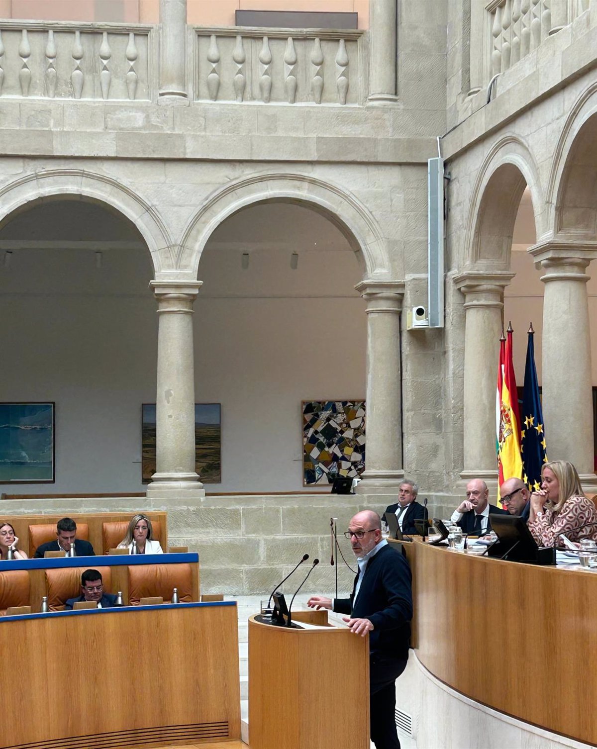 El Parlamento de La Rioja actualizará su reglamento para mejorar el cumplimiento de la Ley de Transparencia del 2013