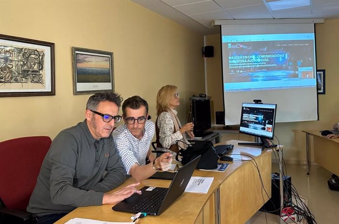 El director de Seminci, José Luis Cienfuegos, en la inauguración de la quinta edición del Máster de Cine, Comunicación e Industria Audiovisual de la UVa.