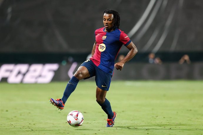 Jules Kounde of FC Barcelona in action during the Spanish league, La Liga EA Sports, football match played between Rayo Vallecano and FC Barcelona at Vallecas stadium on August 27, 2024, in Madrid, Spain.