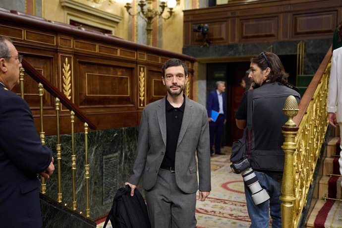 El ministro de Derechos Sociales y Agenda 2, Pablo Bustinduy, en el Congreso en una foto de archivo. 