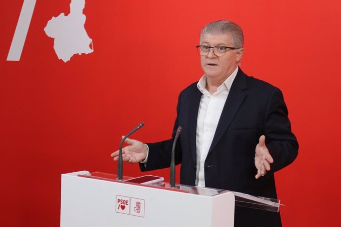 El secretario general del PSOE de la Región de Murcia y portavoz del Grupo Parlamentario Socialista, Pepe Vélez