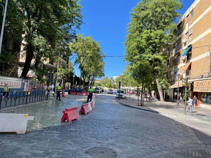 Archivo - Obras de mejora en el pavimento de una calle, como imagen de recurso.   