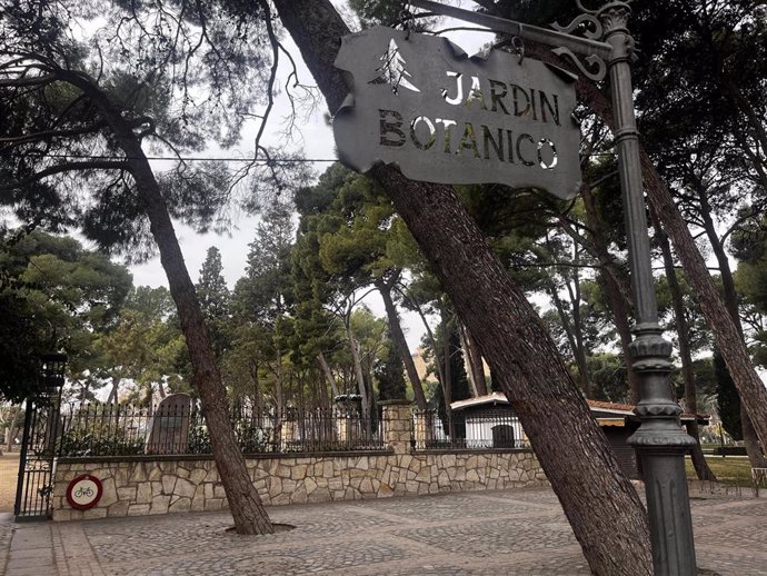 Entrada al jardín botánico del Parque Grande de Zaragoza