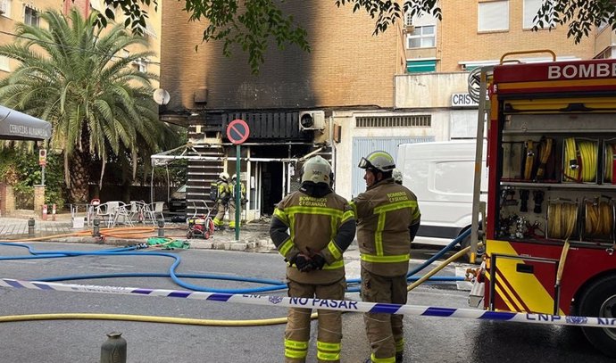 Bomberos del Consorcio Provincial de Granada.