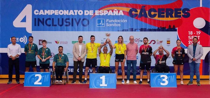 Podio del IV Campeonato de España Inclusivo Fundación Sanitas de tenis de mesa