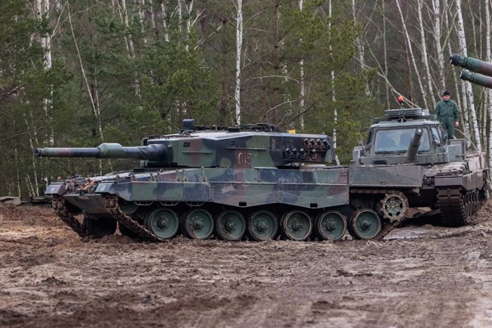 Archivo - February 13, 2023, Wroclaw, Wroclaw, Poland: Training of Ukrainian Leopard tank crews took place at the training ground in Swietoszów. The training was attended by the President of Poland Andrzej Duda and the Minister of National Defense Mariusz