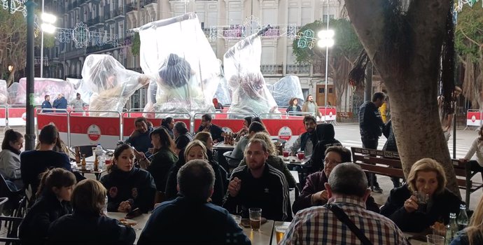 Archivo - Arxiu - Terrassa d'un bar de Russafa