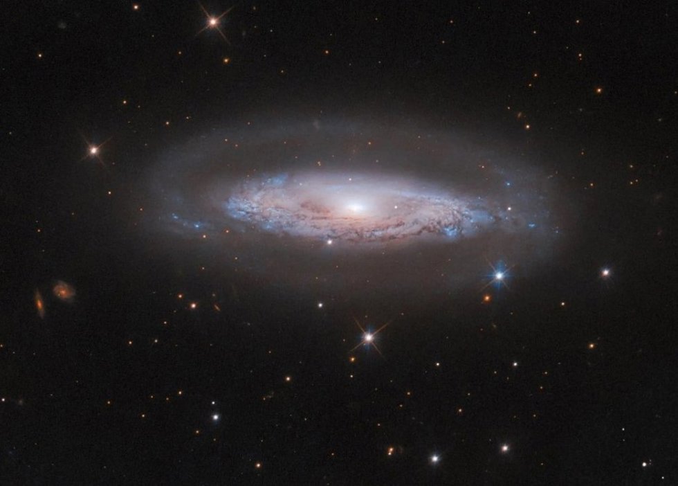 Galaxia espiral IC 4709
