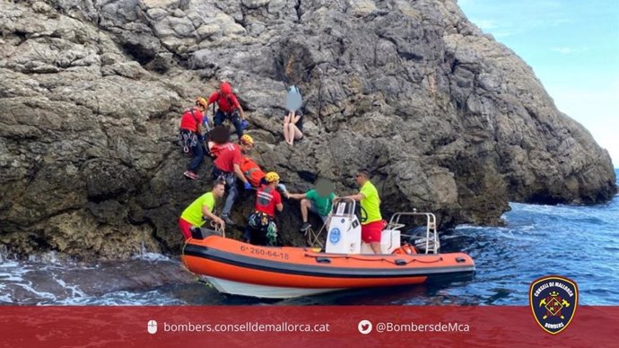 Operación de rescate del escalador herido en el puerto de Sóller.