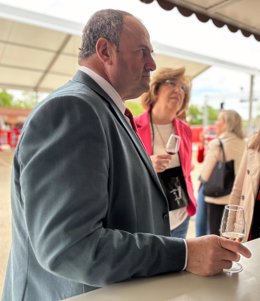 El consejero de Agricultura, Ganadería y Desarrollo Rural del Gobierno de Castilla-La Mancha, Julián Martínez Lizán.