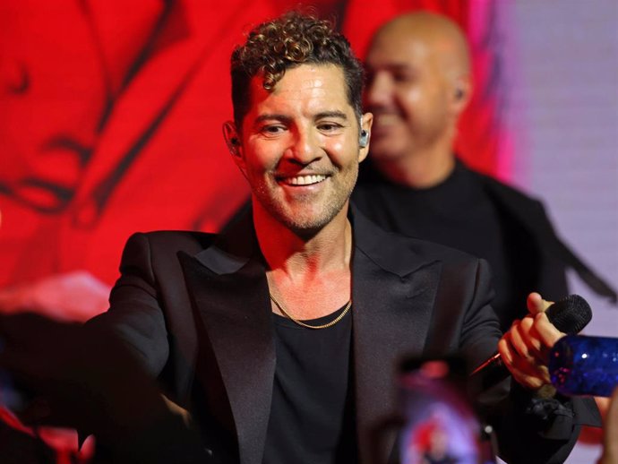 David Bisbal actúa en la celebración del primer aniversario del espacio Santander SMUSIC este jueves en Madrid