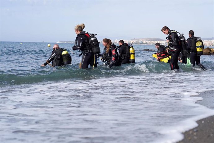 El Proyecto LIBERA recogerá y caracterizará la basuraleza de 49 puntos de la costa valenciana