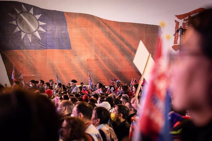 Archivo - Bandera de Taipei.