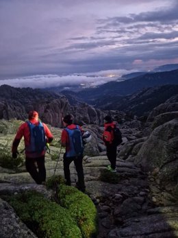 Rescatan a un montañero que se perdió en una ruta por la Pedriza