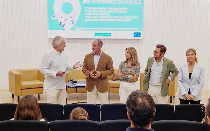 Presentación de 'Ser Sostenible es posible' en Almería.