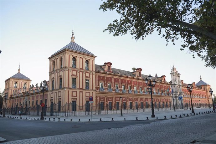 Archivo - Fachada del Palacio de San Telmo. A 1 de agosto de 2024, en Sevilla (Andalucía, España). Fachada del Palacio de San Telmo, sede del gobierno de la Junta de Andalucía.