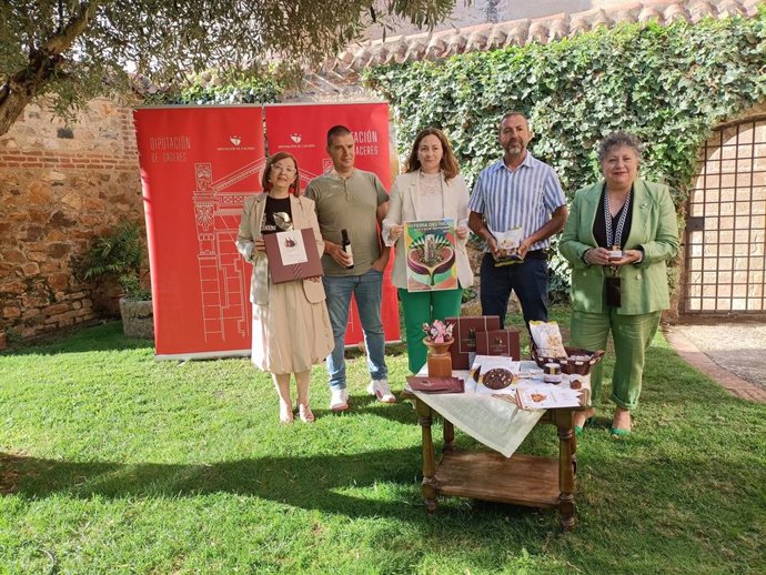 Presentación de la VI Feria Agroalimentaria del Higo de Almoharín, que se celebra este fin de semana