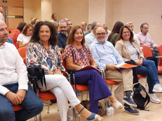 La secretaria general del PSIB-PSOE y presidenta del Congreso de los Diputados, Francina Armengol, durante la reunión del Consejo Político de la formación