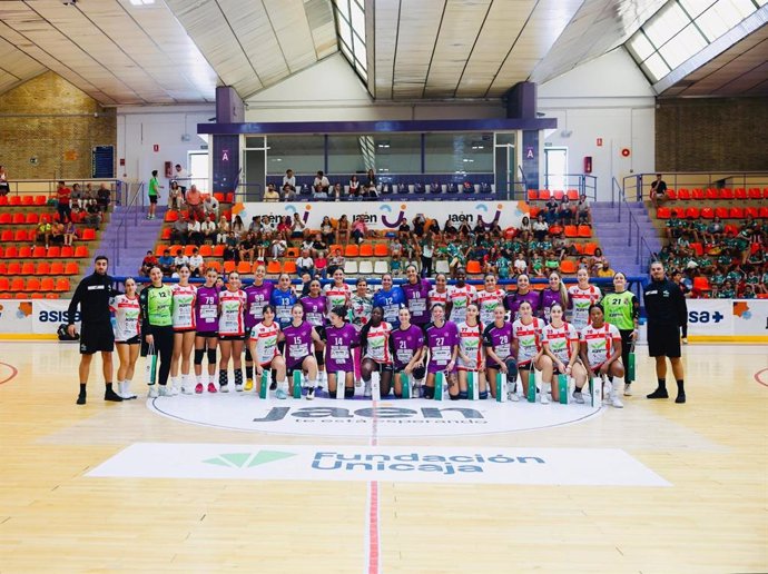 Participantes de la XXI Copa de Andalucía Femenina de Balonmano.