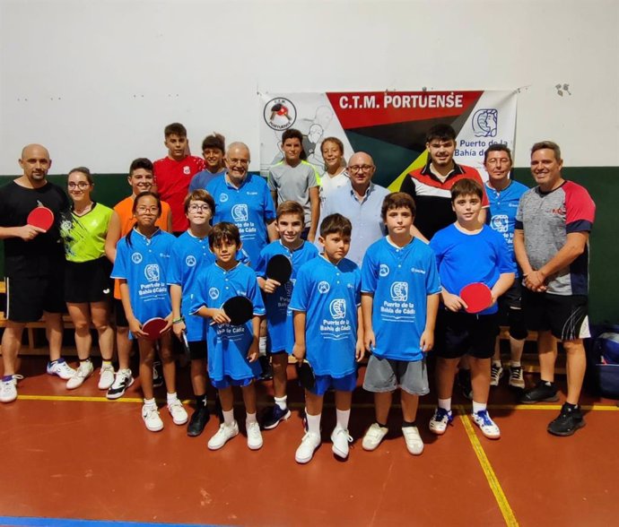 Jornada de tecnificación para niños del Club Tenis de Mesa Portuense. 