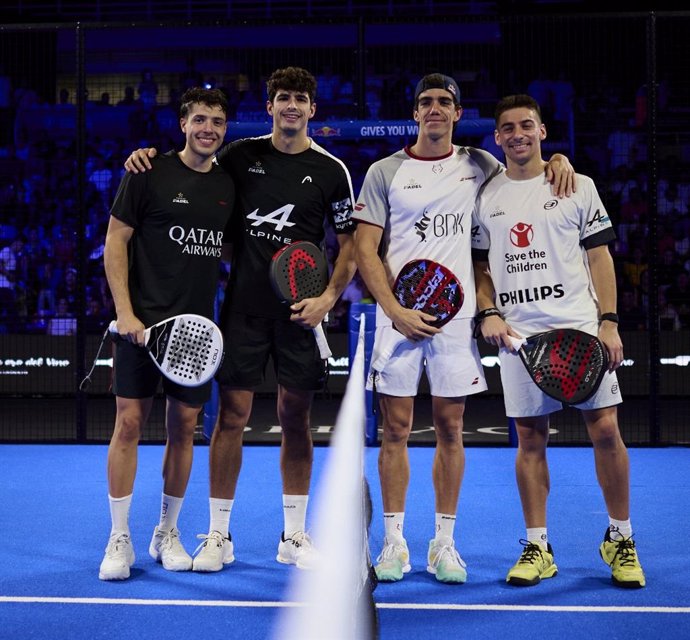 Arturo Coello y Agustín Tapia (negro) y Juan Lebrón y Martín Di Nenno (blanco) en la semifinal