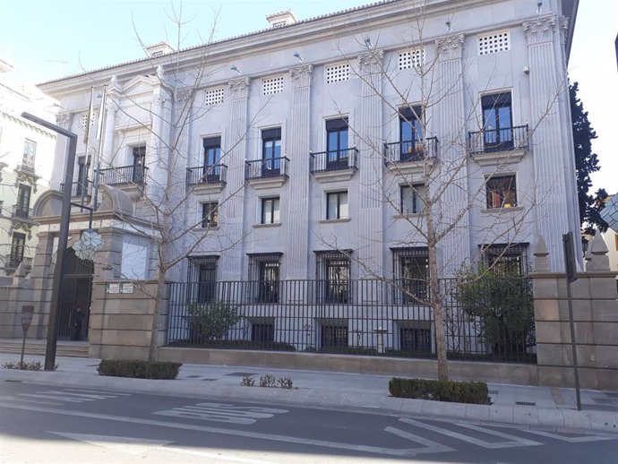 Archivo - Edificio de la Fiscalía en Granada, en imagen de archivo