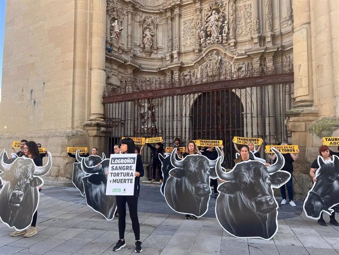 Concentración en la Plaza del Mercado