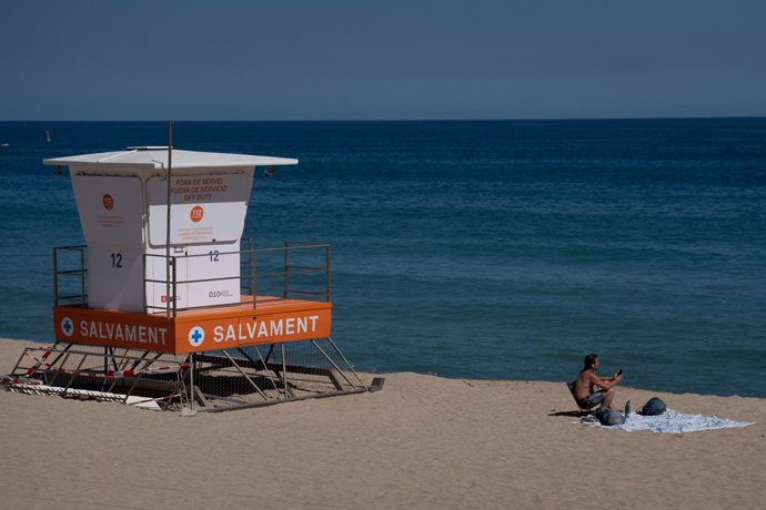 Archivo - La platja del Bogatell de Barcelona