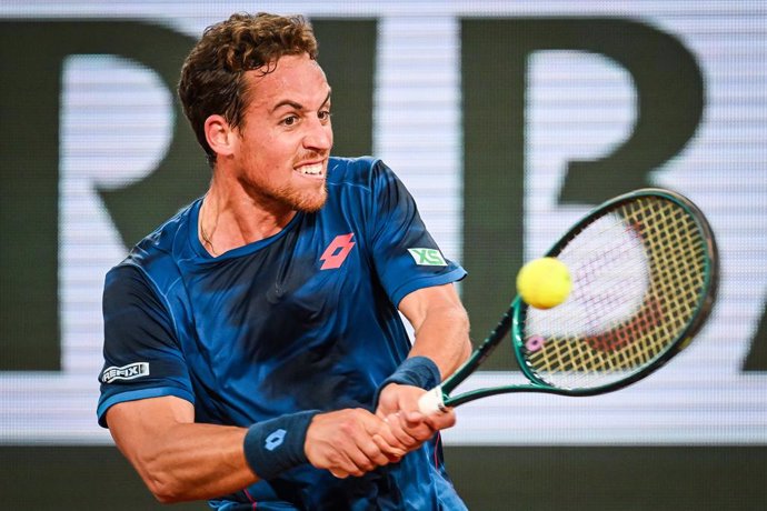 Archivo - Roberto CARBALLES BAENA of Spain during the fifth day of Roland-Garros 2024, ATP and WTA Grand Slam tennis tournament on May 30, 2024 at Roland-Garros stadium in Paris, France - Photo Matthieu Mirville / DPPI